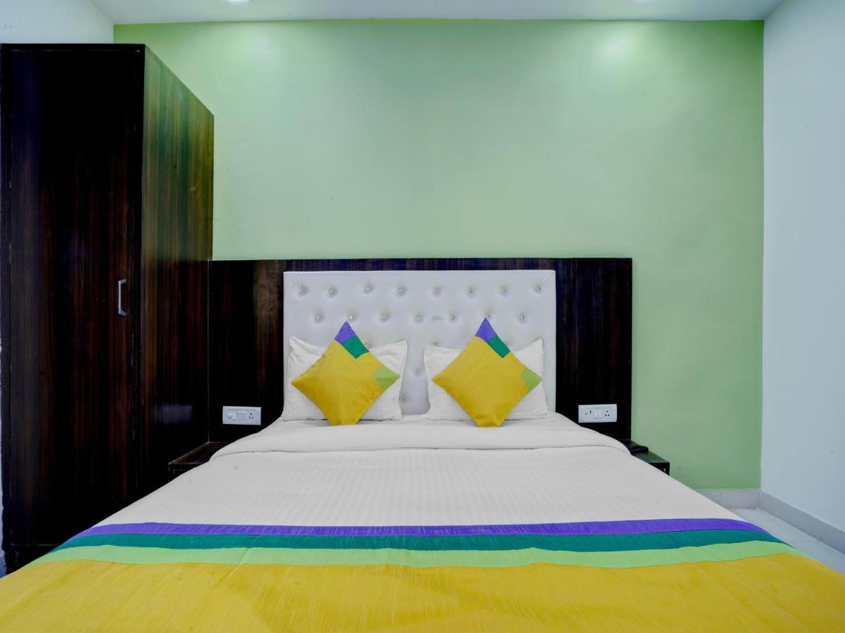 אגרה Hotel The Orient Tree, Agra מראה חיצוני תמונה