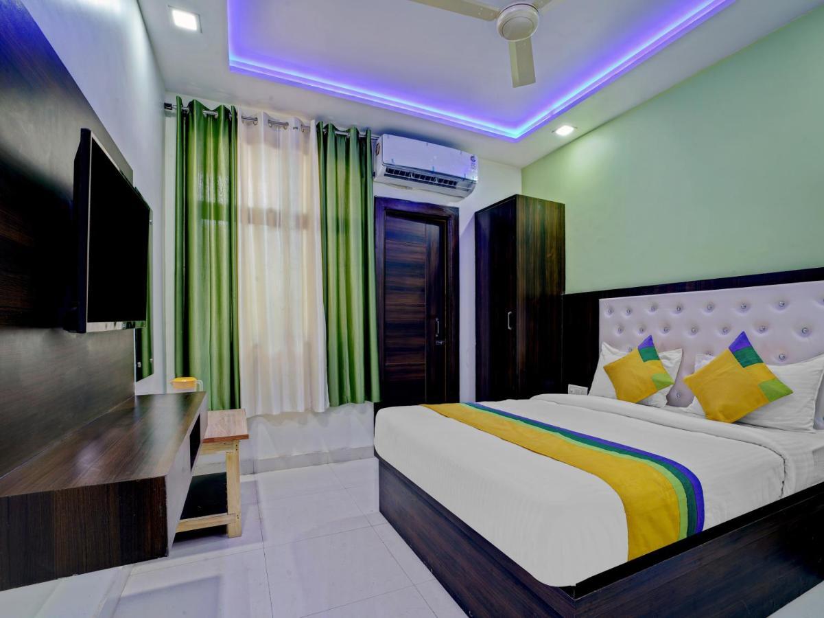 אגרה Hotel The Orient Tree, Agra מראה חיצוני תמונה