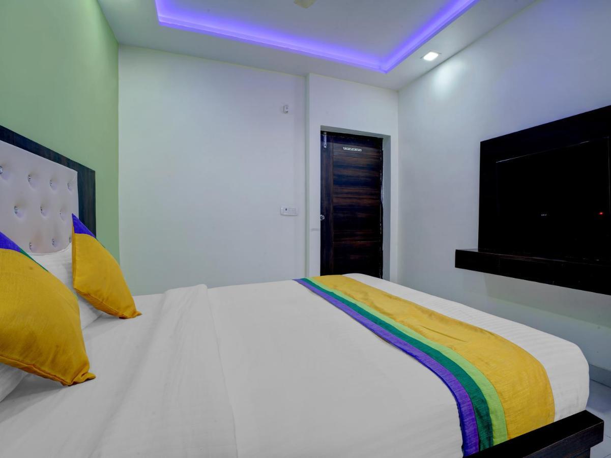 אגרה Hotel The Orient Tree, Agra מראה חיצוני תמונה